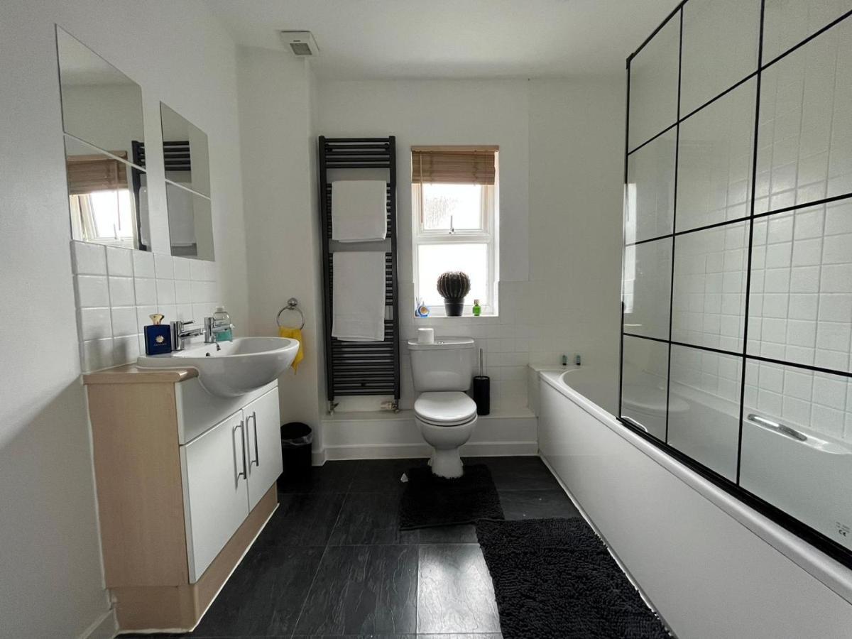 Kent, Dartford Station Apartments Экстерьер фото