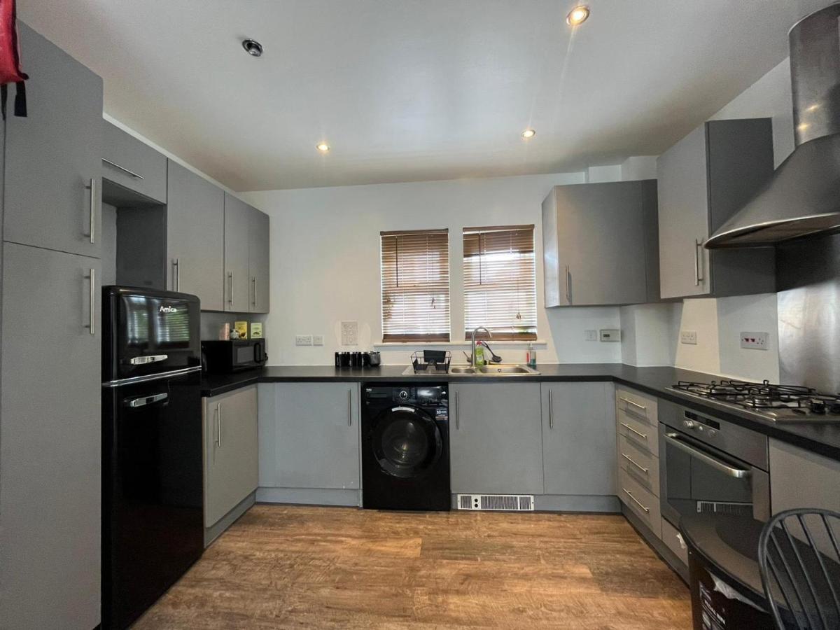 Kent, Dartford Station Apartments Экстерьер фото