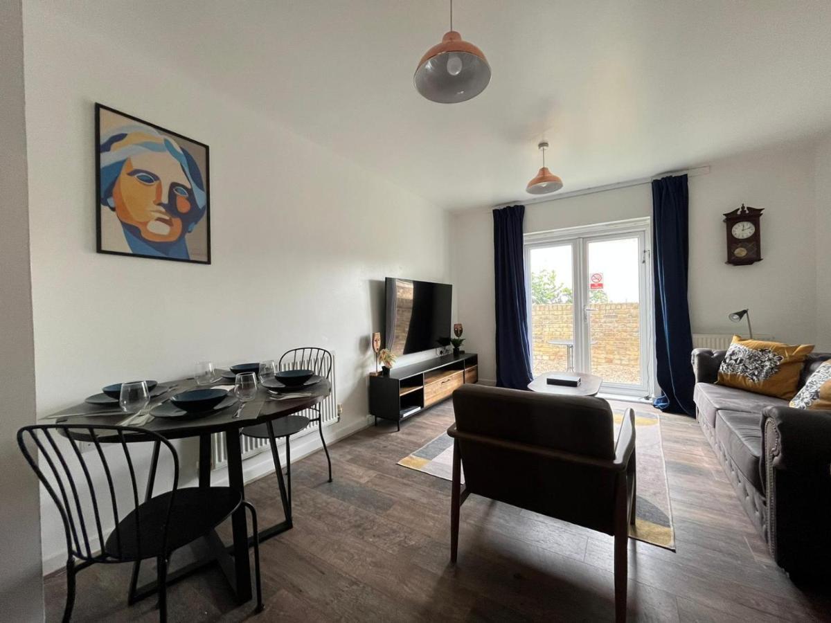 Kent, Dartford Station Apartments Экстерьер фото